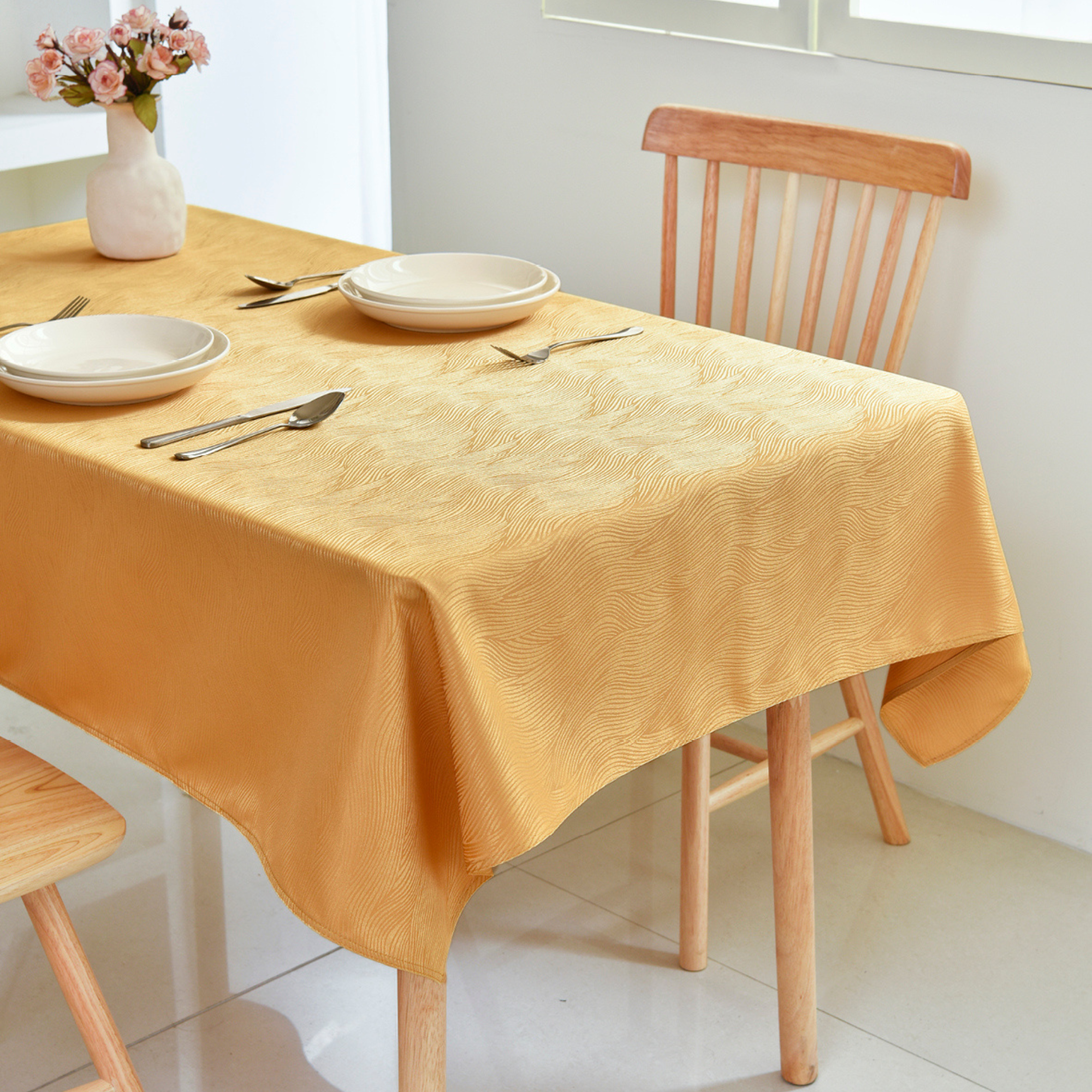 Water Ripple Pattern Jacquard Rectangle Tablecloth – Gold
