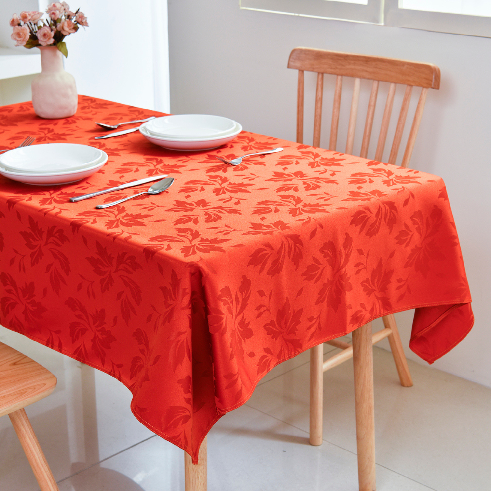 Mapple Floral Jacquard Rectangle Tablecloth – Waterproof