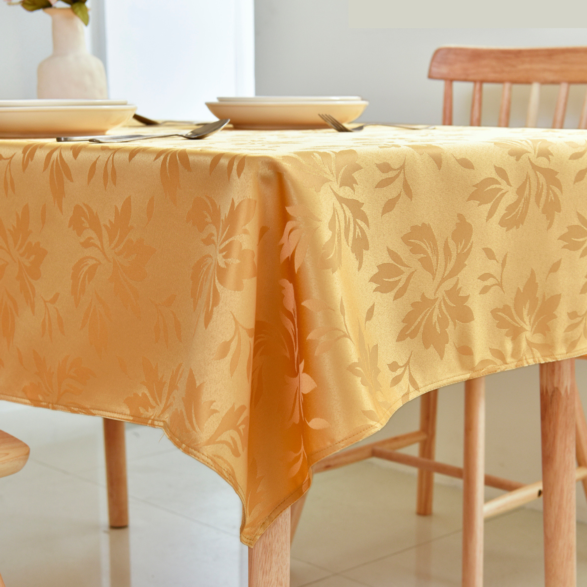 Gold Floral Jacquard Rectangle Tablecloth – Waterproof